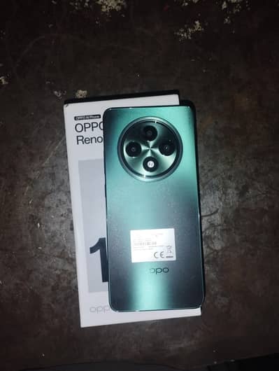 OPPO Reno12 F