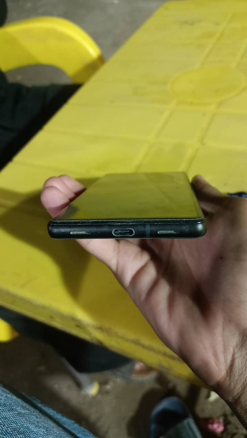Google pixel 6a 3