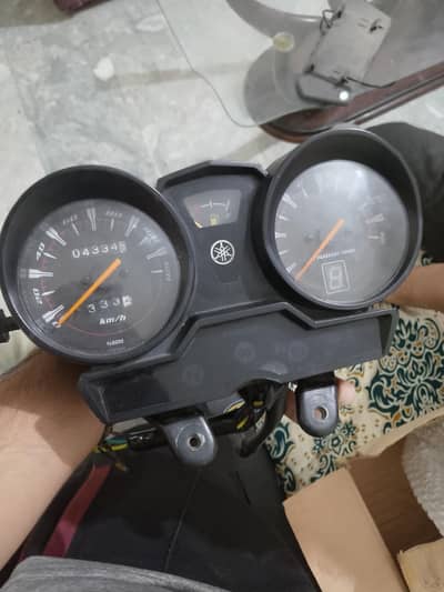 Yahama YBR G 125