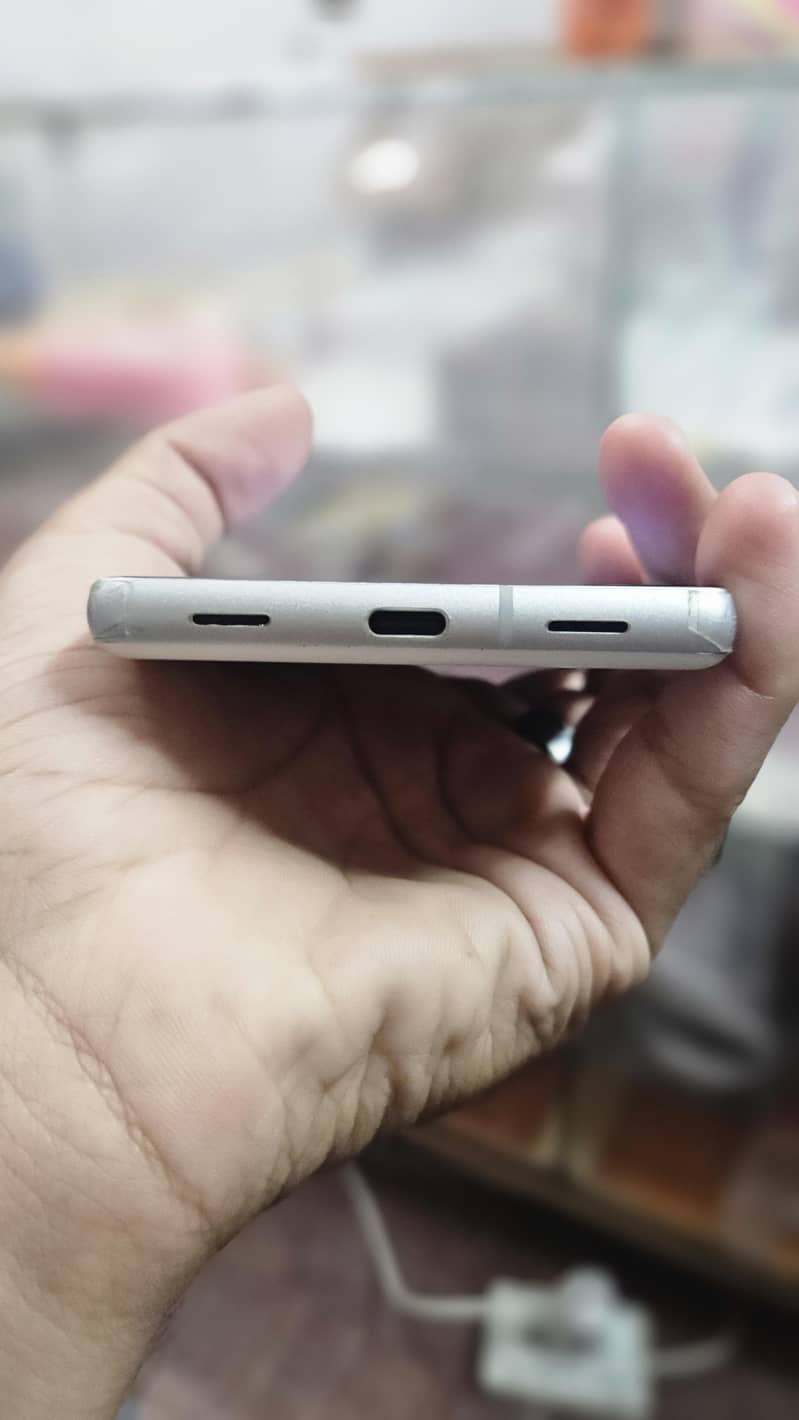 Google Pixel 7a 2