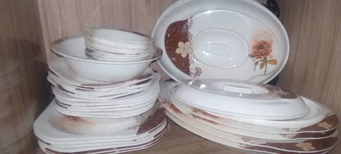 melamine dinnerware set