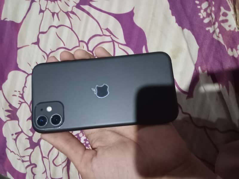 Apple iPhone 11 11