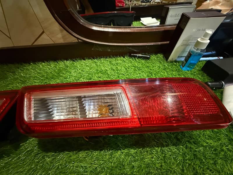 Rear lights and fender lights 9
