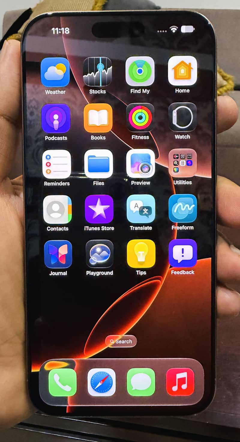 Apple iPhone 16 Pro Max 6