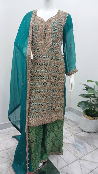 Luxury Embroidry Formal Bridal Dress