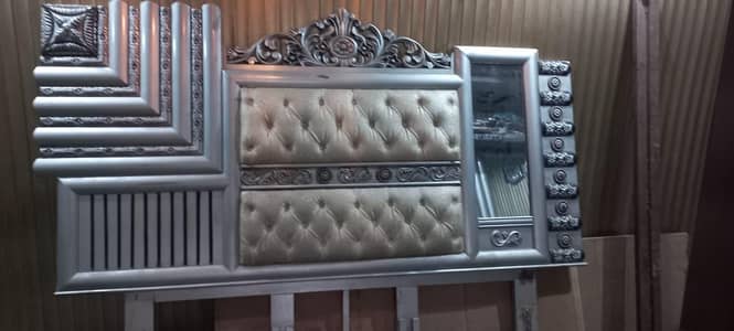 king bed dico paint available 10/07, price 22000 with sight tables