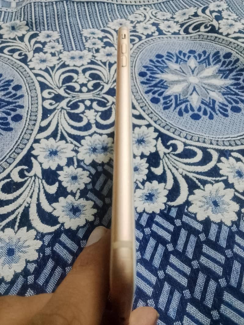 iphone 8 plus 3