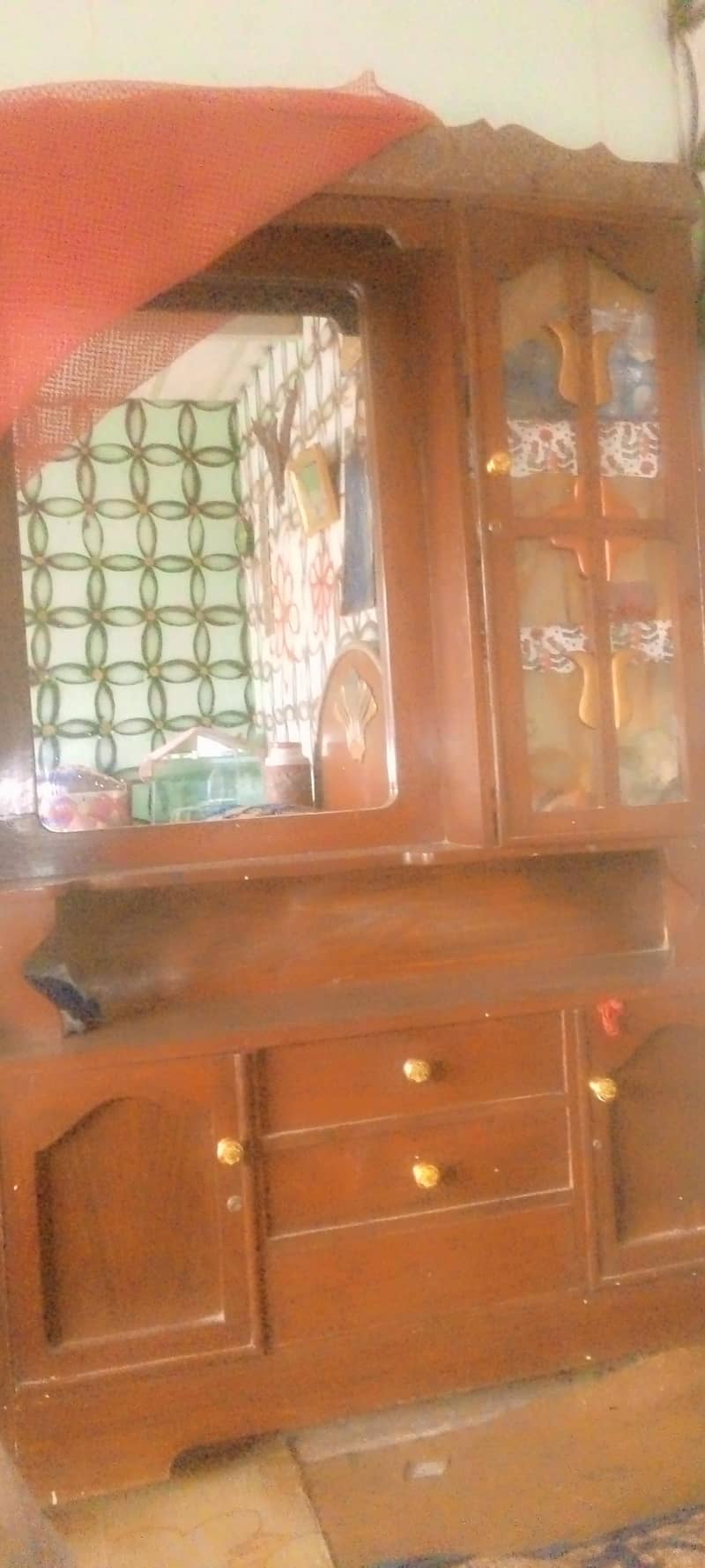 لکڑی کا فرنیچر 0