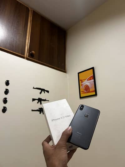 iphone XS MAX 256g PTA
