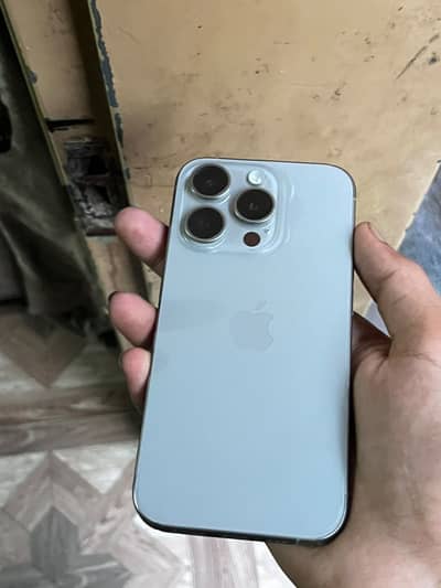 Apple iPhone 15 Pro