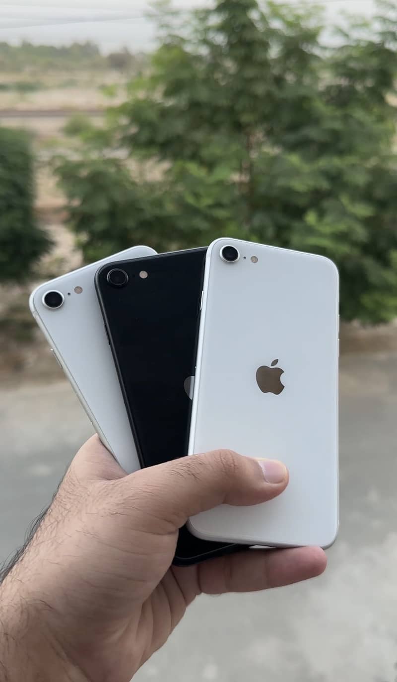 Apple iPhone SE 0