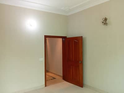 5 MARLA HOUSE FOR RENT