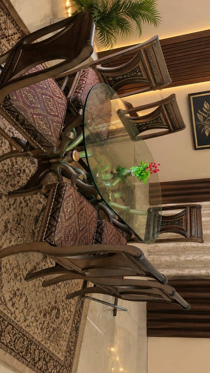 DINING TABLE WITH CHAIRS 1