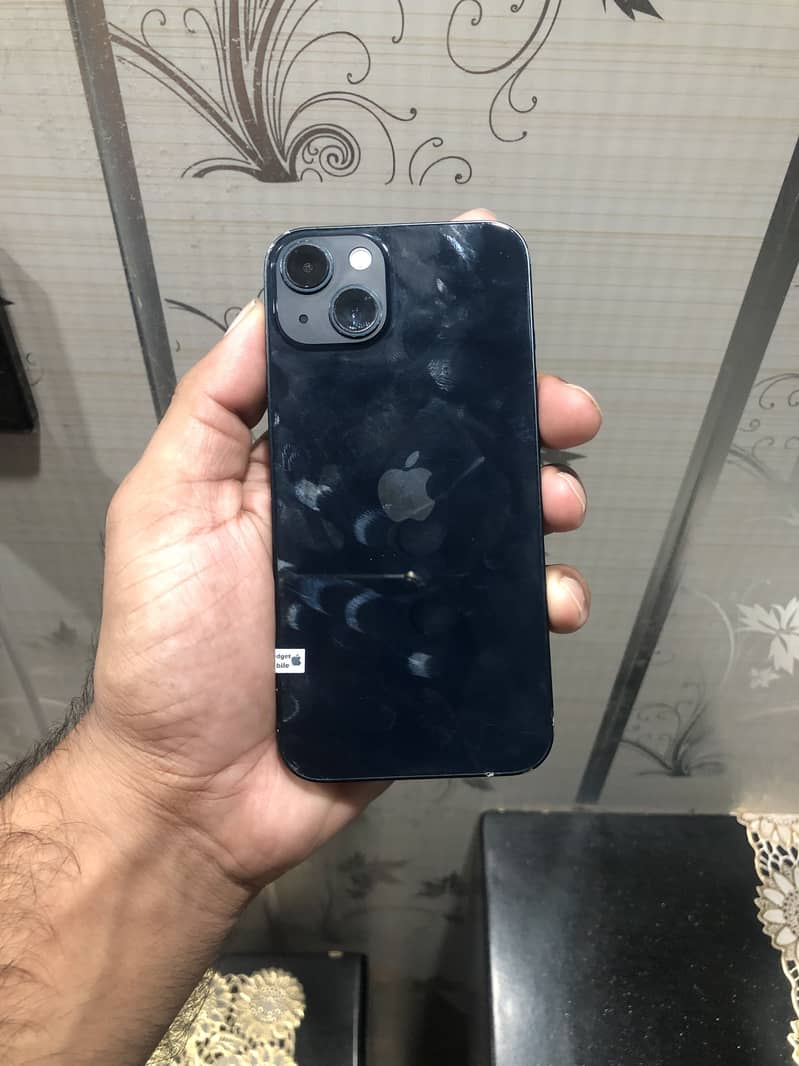 Apple iPhone 13 1