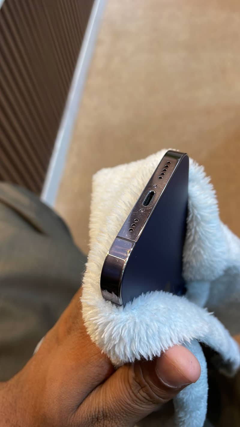 Apple iPhone 14 Pro 3