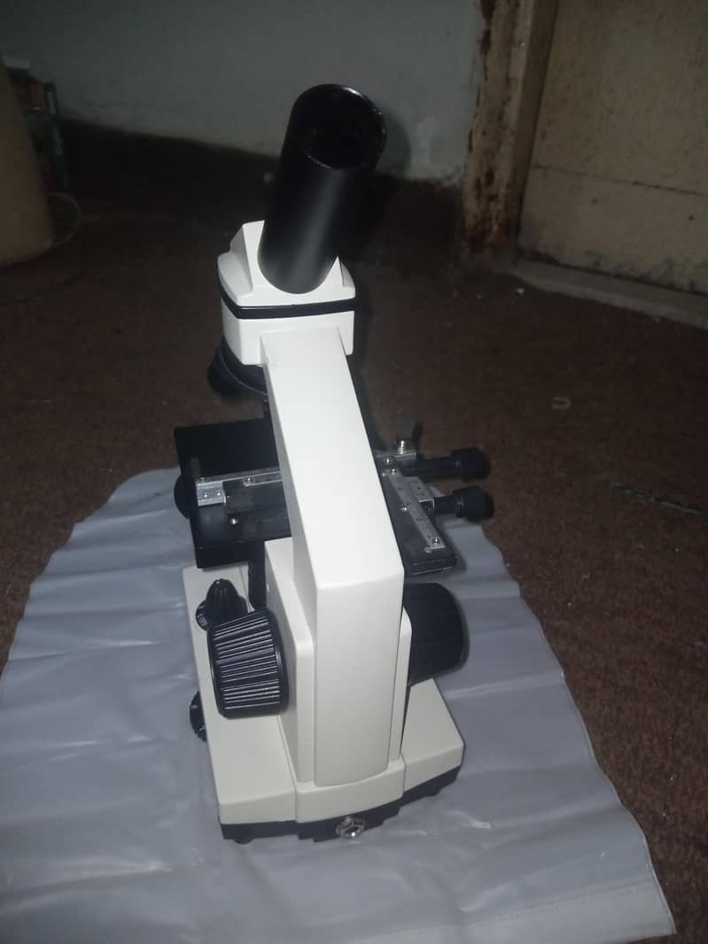BRESSER BINOCULARS MICROSCOPE 3