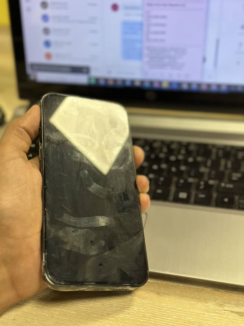 Iphone 13 pro max 5