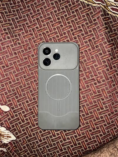 Tecno Spark 4