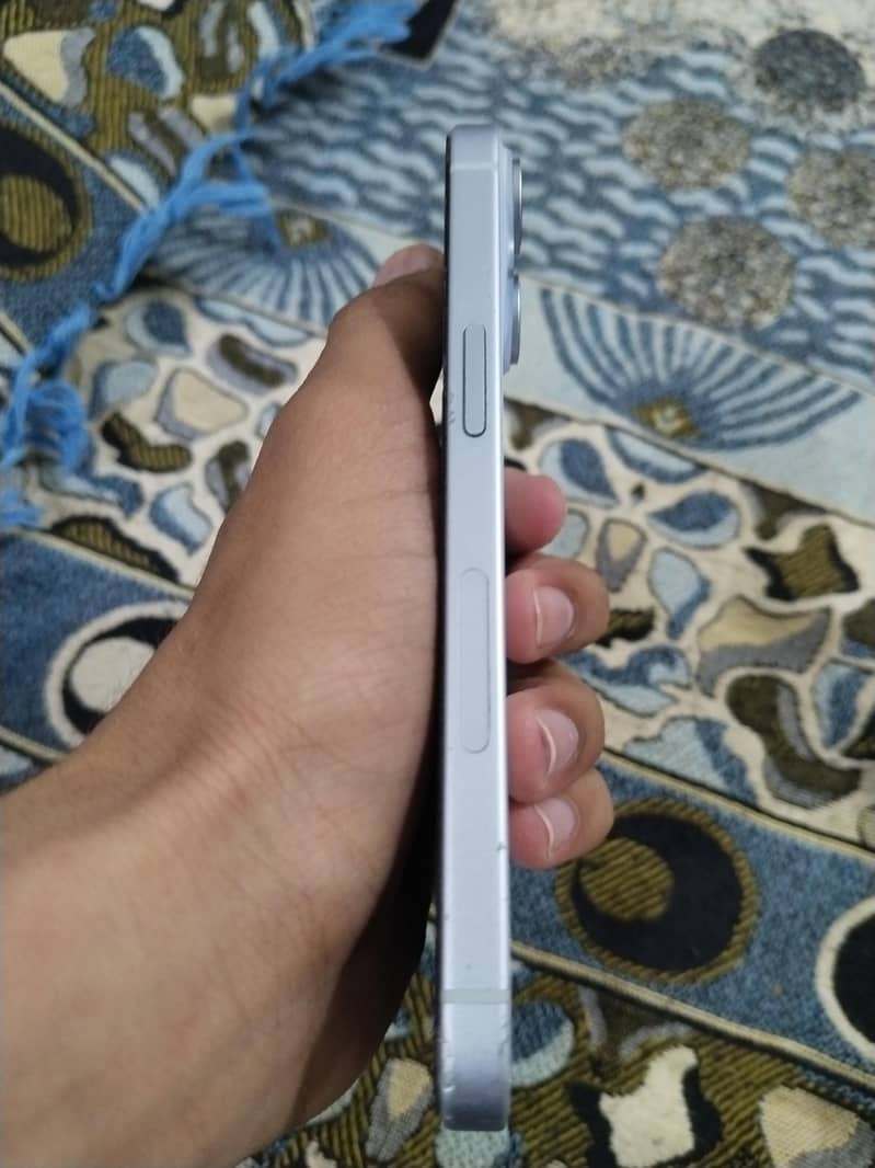 Apple iPhone 15 1