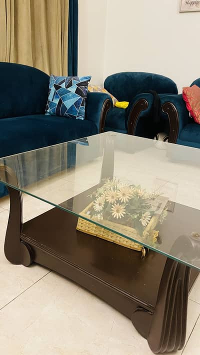 Coffee table with 2 side tables