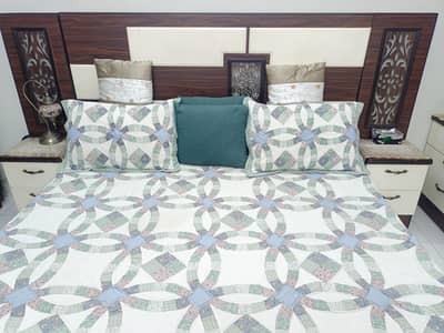 Want to sell bedroom set