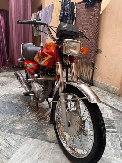 HONDA 125 VERY GOOD CONDITION