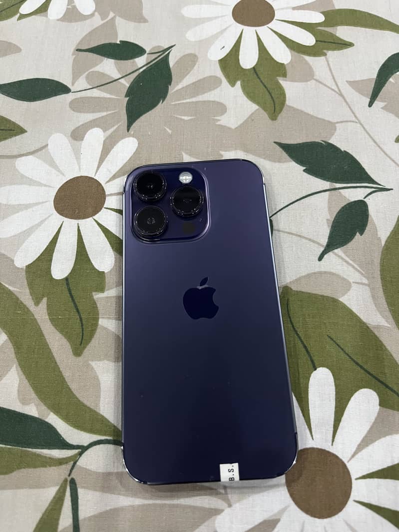 Apple iPhone 14 Pro 0