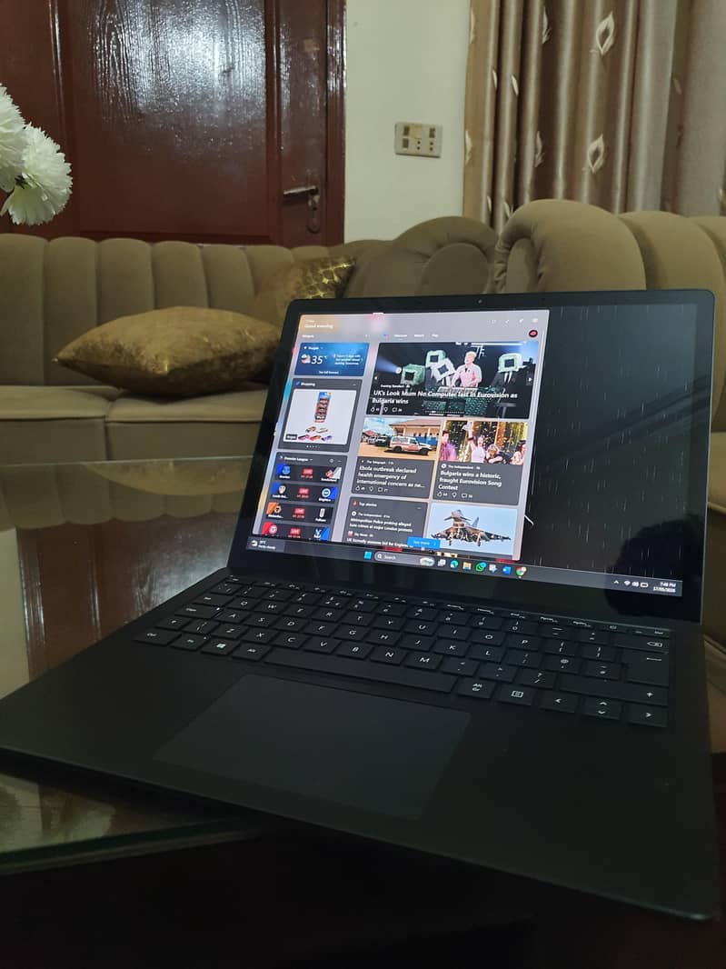 Microsoft Surface Laptop 3 2