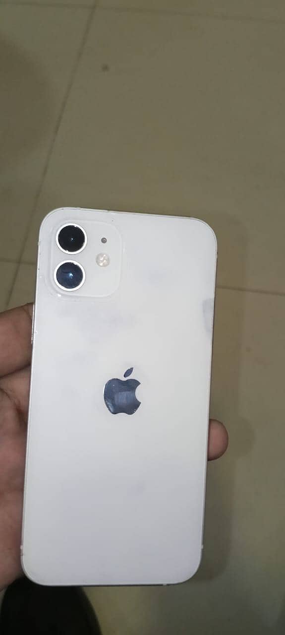 Apple iPhone 12 2