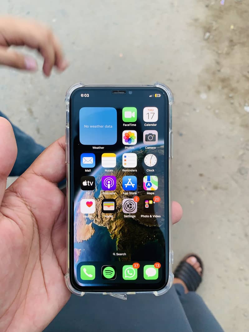 Apple iPhone X 1