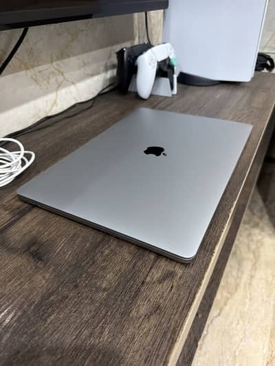 Macbook Pro 16gb/1tb
