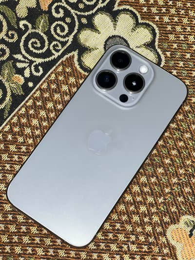 Apple iPhone 15 Pro