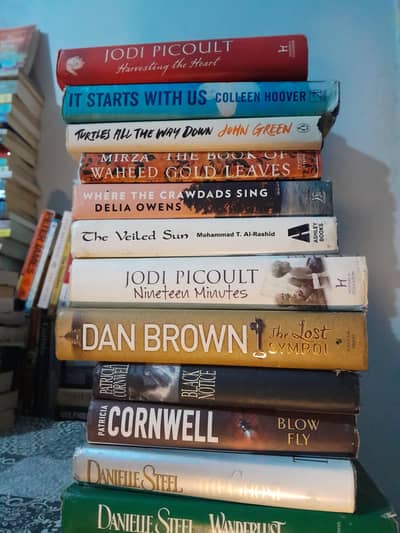 Amazing Novels collection including some Original Hardcover Edition