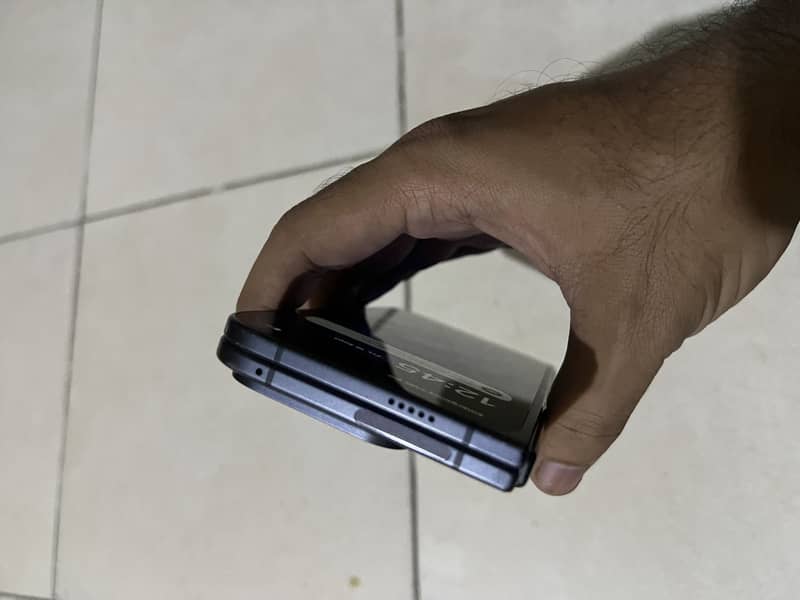 Google Pixel fold  9 Pro 8