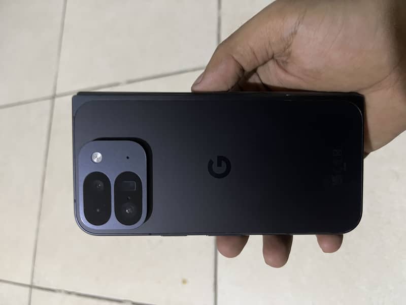 Google Pixel fold  9 Pro 9