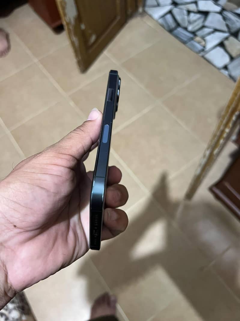 iphone 13 pro max 5