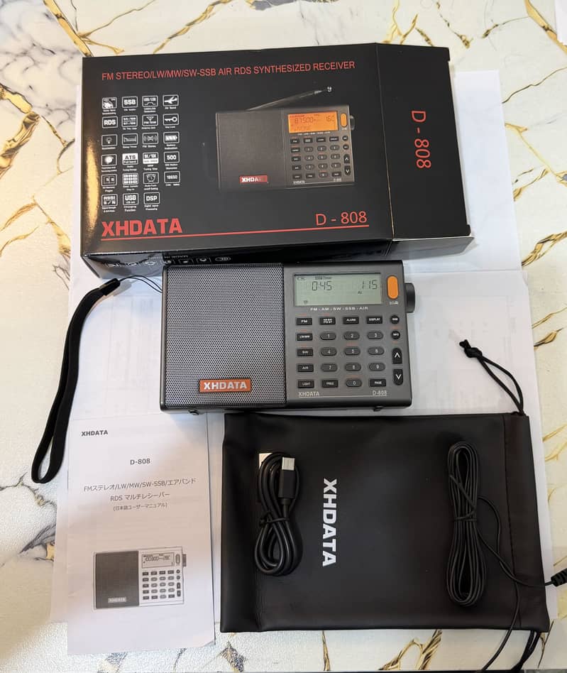 XHDATA D808 11