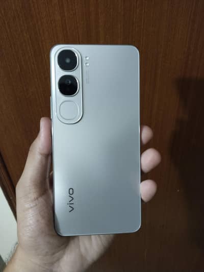 Vivo Y200  8/256gb