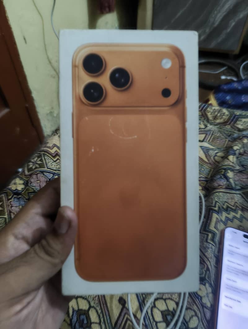 Apple iPhone 17 Pro Max 8