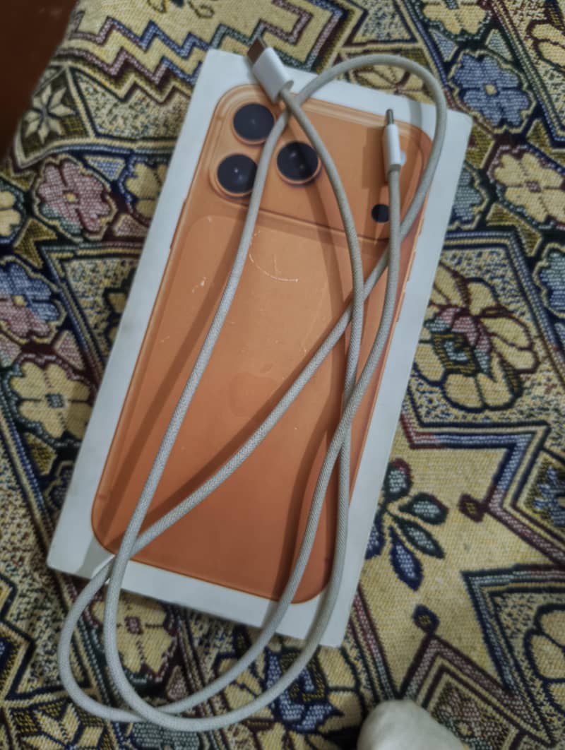 Apple iPhone 17 Pro Max 10