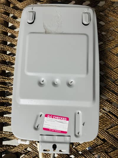  NASGAS DG-77 Gold Instant LPG Geyser – For Sale