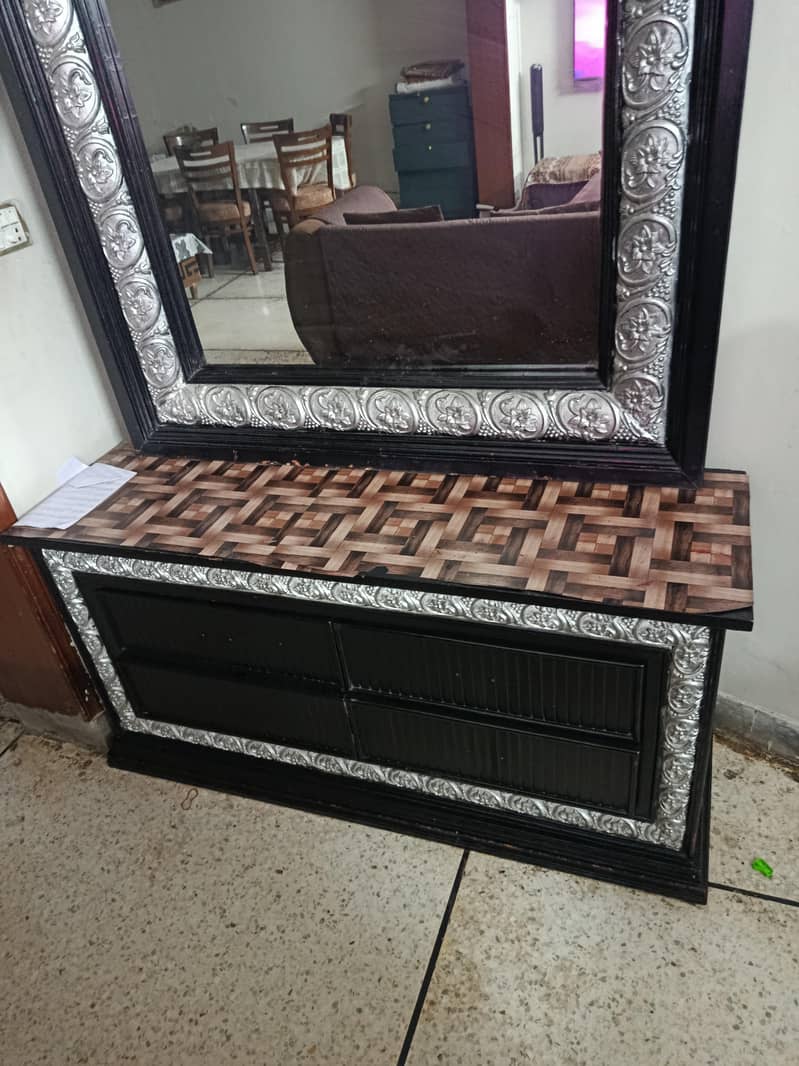 Bed Side Table and Dressing Table 0