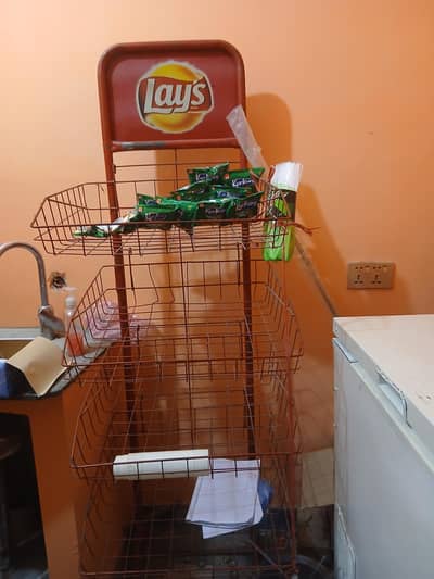 Lays Rack For Canteen