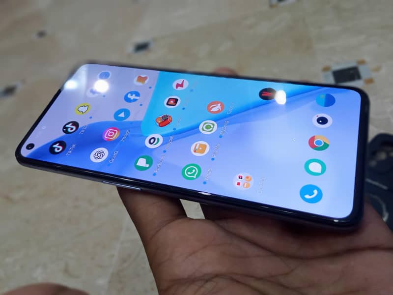 One Plus 9 5g 2