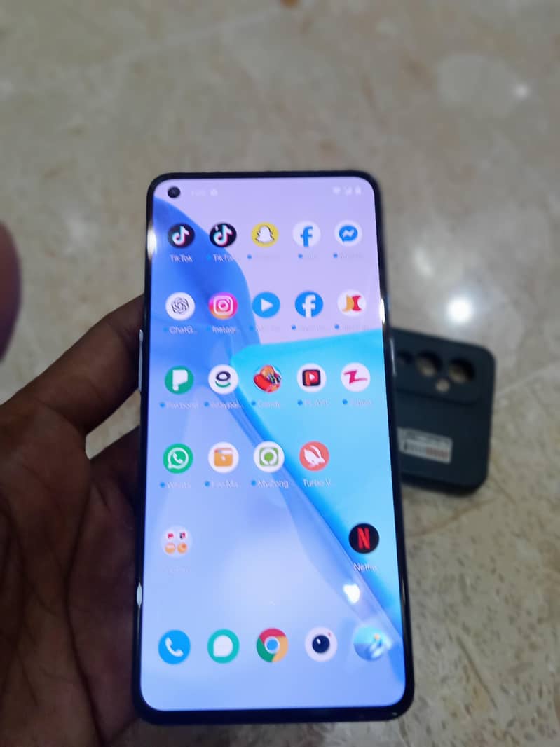 One Plus 9 5g 5