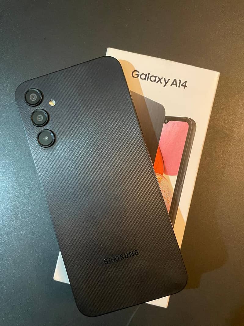 Samsung A14 6