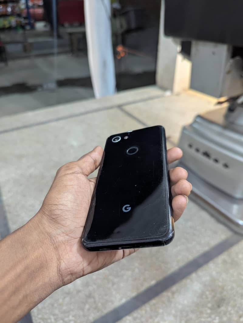 Google Pixel 3a 5