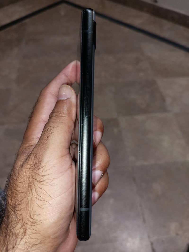 Google Pixel 6a 5