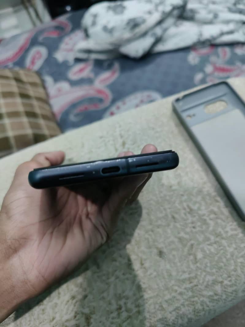 Google Pixel 7 3