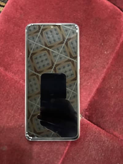 Vivo Y04 - Titanium Gold